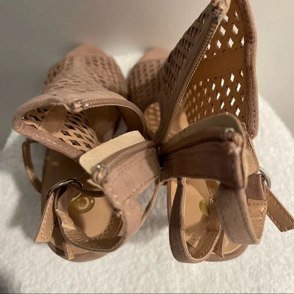 Chase + Chloe strap sling back zip stiletto heels tan 7.5 - Picture 11 of 12